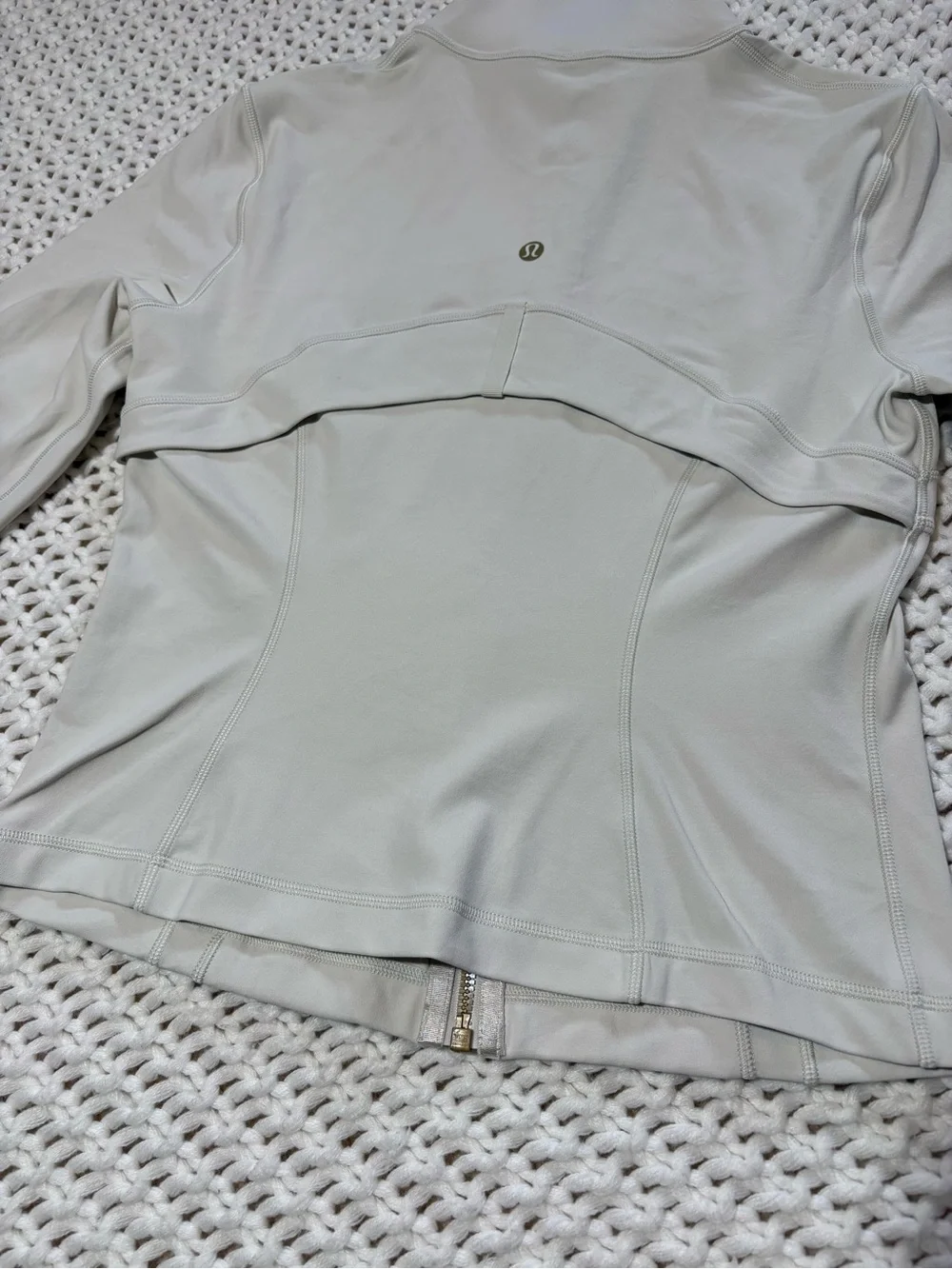 lululemon bone/gold define cropped jacket nulu size 8
